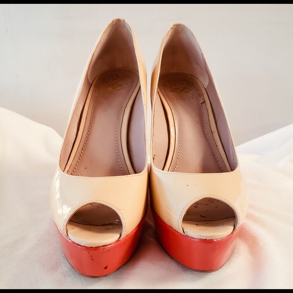VINCE CUMOTO Cream & Orange High Heel Platform - Picture 3 of 8